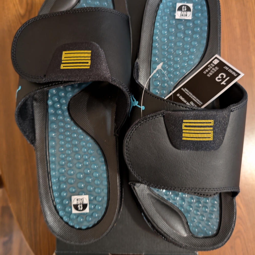 Jordan Hydro XI Slides